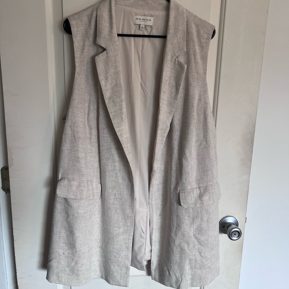 Sikes are blue curvy linen vest 1x NWOT